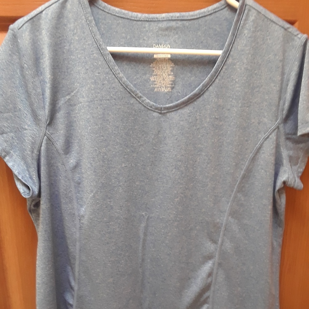 Athletic t shirt